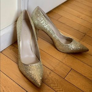 Golden sequence Nine West 7.5 heels